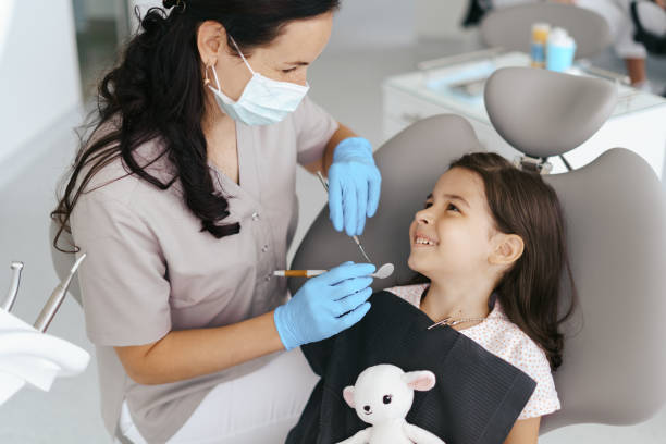 Best Emergency Tooth Extraction in Mcrae Helena, GA